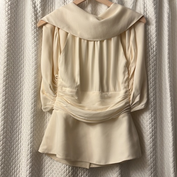 Fendi cape-style top. It 40. Cream colour - Picture 7 of 7